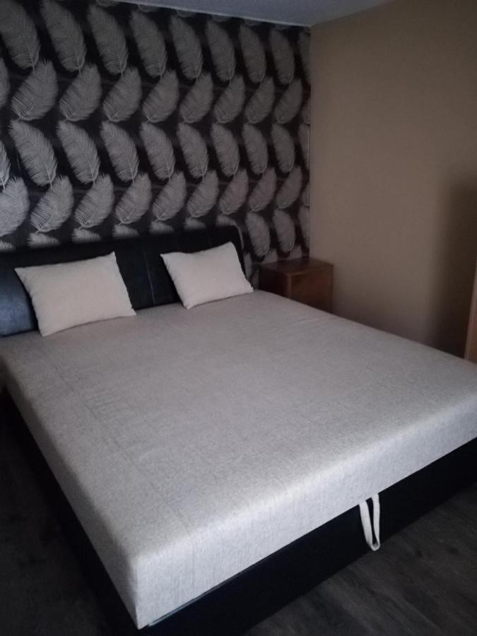Vivien Apartman Fonyód Exteriör bild