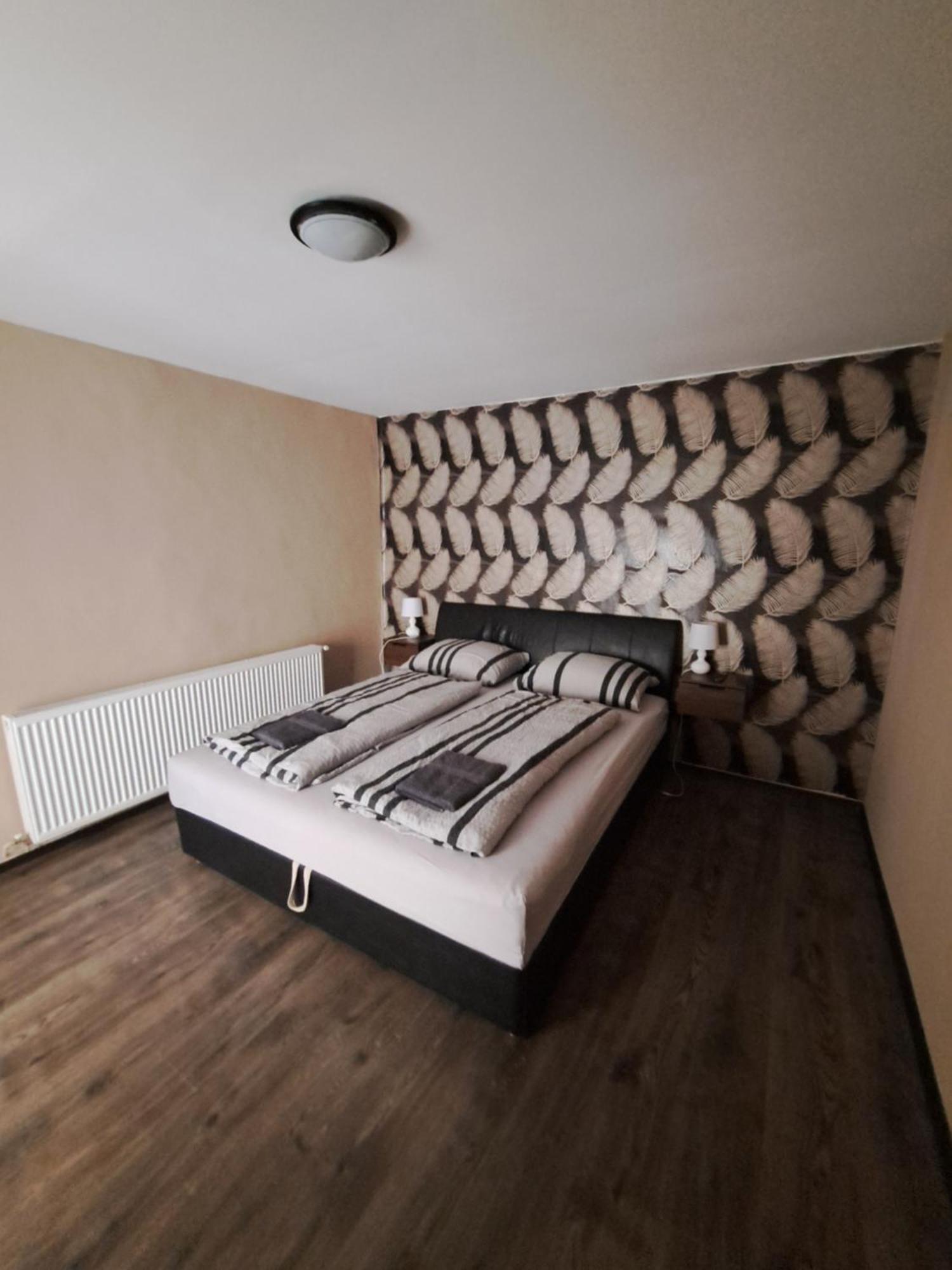 Vivien Apartman Fonyód Exteriör bild
